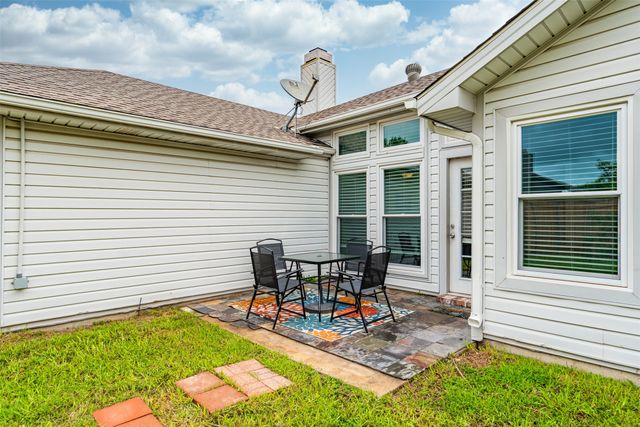 7129 Dee Cole Drive, The Colony, TX 75056