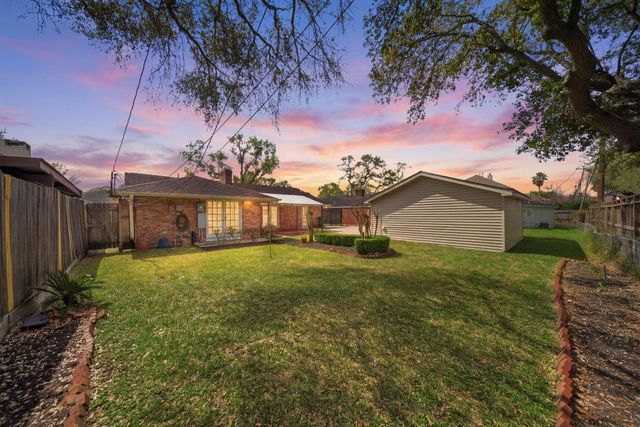 3806 Murworth Drive, Houston, TX 77025