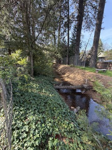 10662 Dolores Dr, Grass Valley, CA 95945