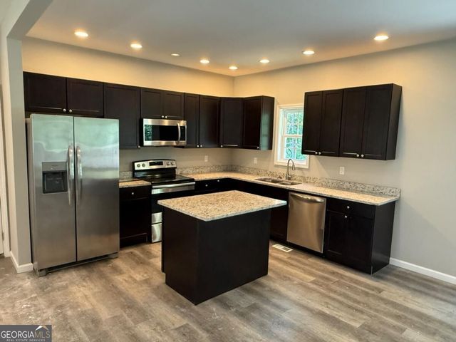 2434 Remington Drive, Commerce, GA 30529