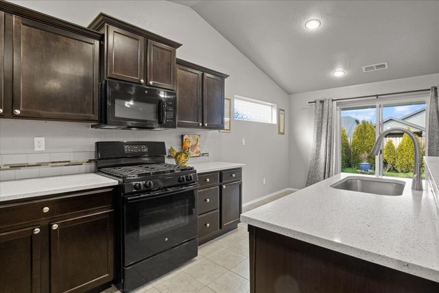 3471 Cascara Street, Medford, OR 97504