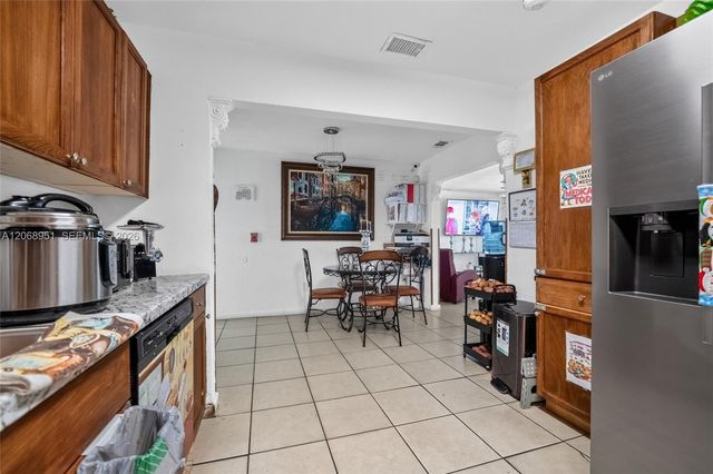 7151 SW 42nd Street, Miami, FL 33155
