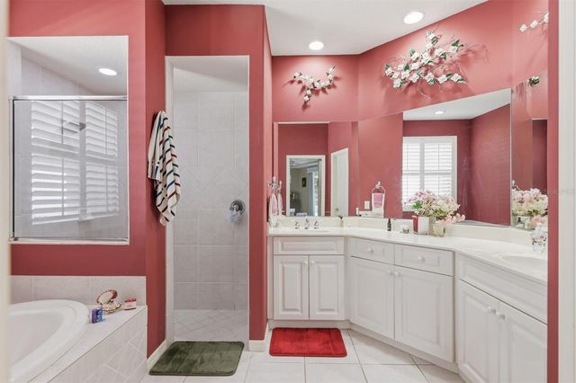 5608 EASTWIND DRIVE, Sarasota, FL 34233