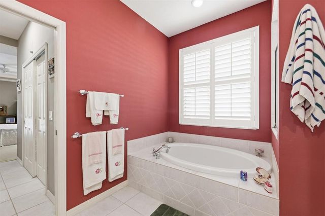 5608 EASTWIND DRIVE, Sarasota, FL 34233