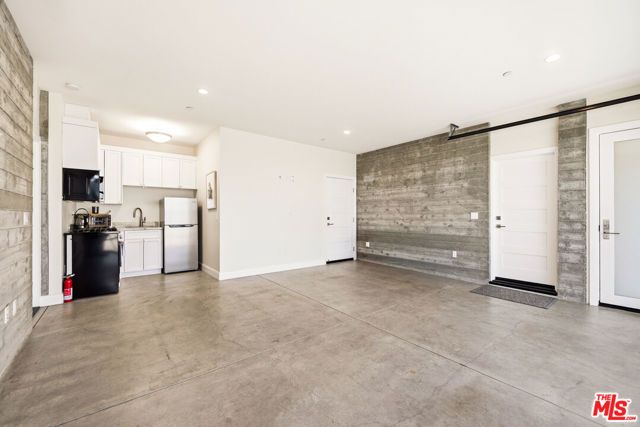 27008 Old Chimney Road, Malibu, CA 90265