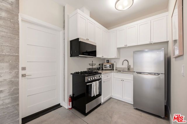 27008 Old Chimney Road, Malibu, CA 90265