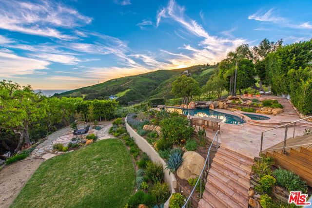 27008 Old Chimney Road, Malibu, CA 90265