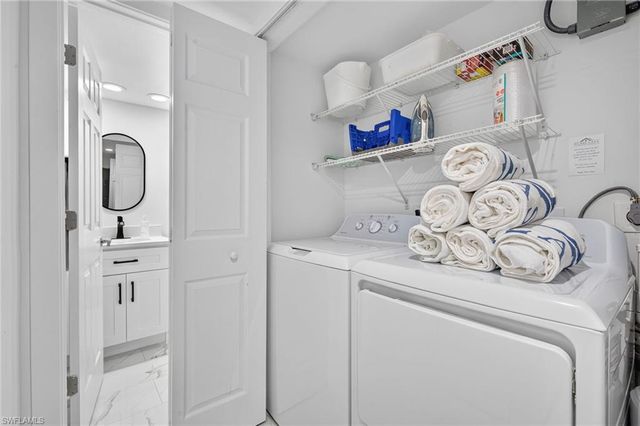 1919 Olde Middle Gulf DR 102, Sanibel, FL 33957