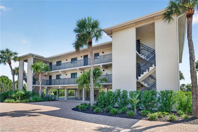 1919 Olde Middle Gulf DR 102, Sanibel, FL 33957