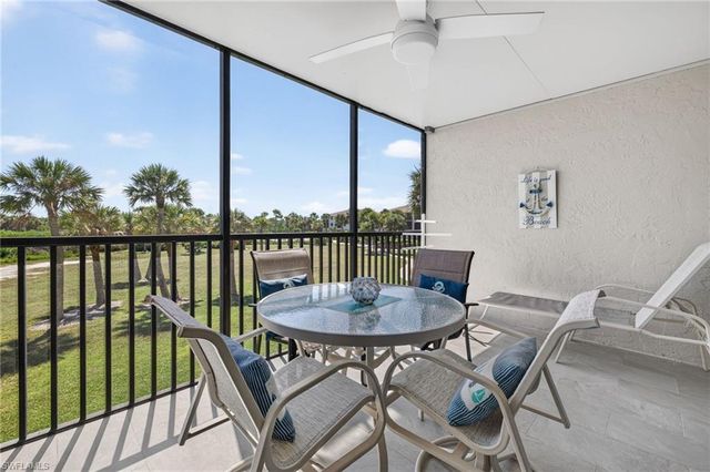 1919 Olde Middle Gulf DR 102, Sanibel, FL 33957