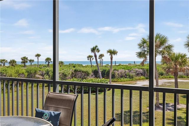 1919 Olde Middle Gulf DR 102, Sanibel, FL 33957