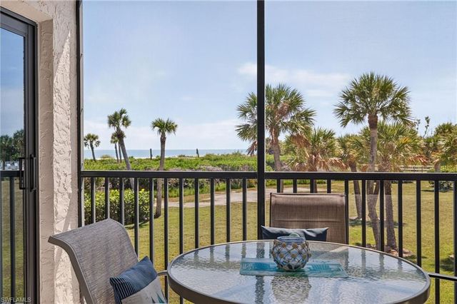 1919 Olde Middle Gulf DR 102, Sanibel, FL 33957