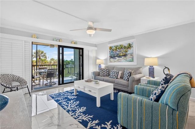 1919 Olde Middle Gulf DR 102, Sanibel, FL 33957