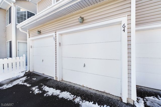 64 Encampment Drive, Bedminster Twp., NJ 07921