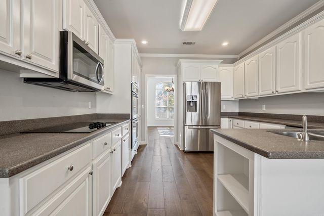 202 Bryan Paul Street, Hot Springs, AR 71901