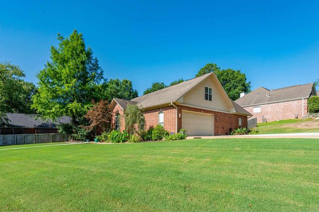 202 Bryan Paul Street, Hot Springs, AR 71901