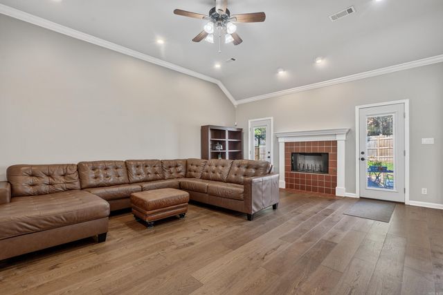 202 Bryan Paul Street, Hot Springs, AR 71901