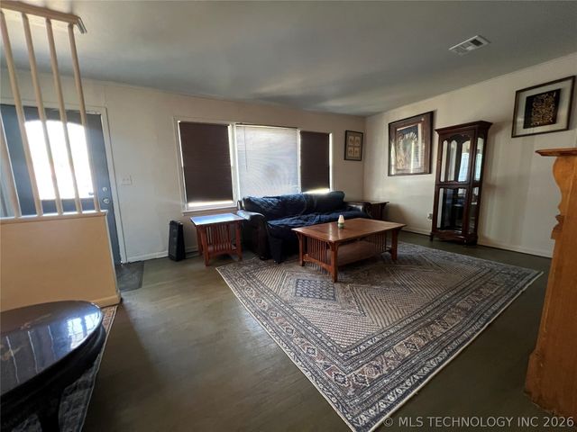 738 E 33rd Street N, Tulsa, OK 74106