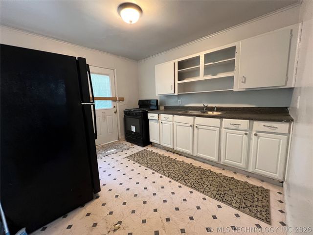 738 E 33rd Street N, Tulsa, OK 74106