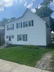 642 Water Street, Hobart, IN 46342