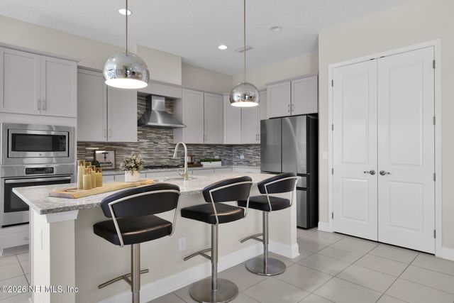 3033 BRETTUNGAR Drive, Jacksonville, FL 32246