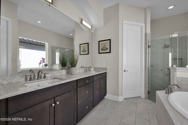 3033 BRETTUNGAR Drive, Jacksonville, FL 32246