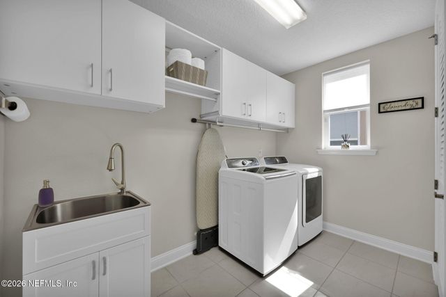 3033 BRETTUNGAR Drive, Jacksonville, FL 32246