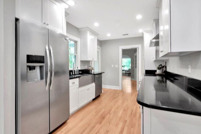 1003 E CLIFTON STREET, Tampa, FL 33604