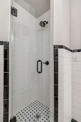 1003 E CLIFTON STREET, Tampa, FL 33604