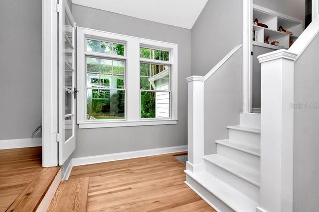 1003 E CLIFTON STREET, Tampa, FL 33604