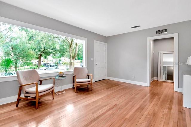 1003 E CLIFTON STREET, Tampa, FL 33604