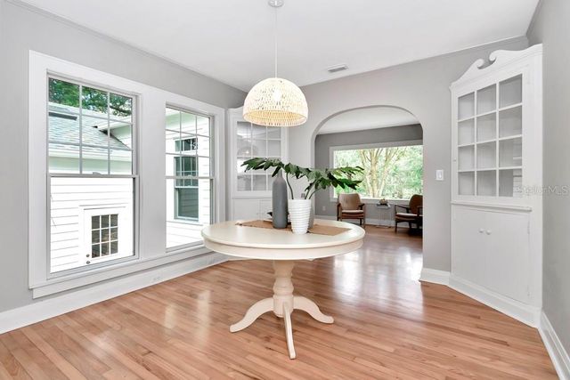 1003 E CLIFTON STREET, Tampa, FL 33604