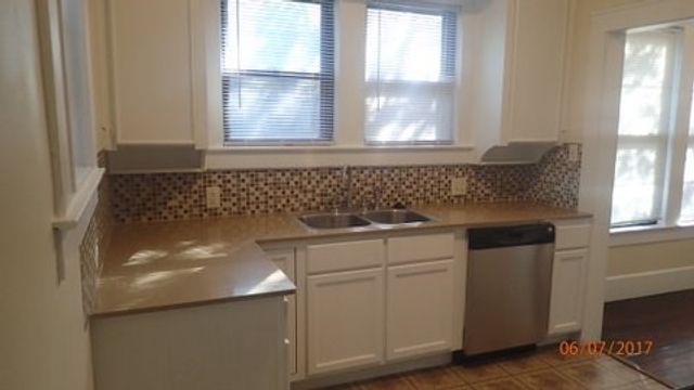 5925 Worth Street, Dallas, TX 75214