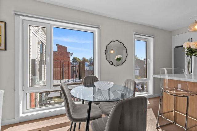 457 W Broadway 411, Boston, MA 02127