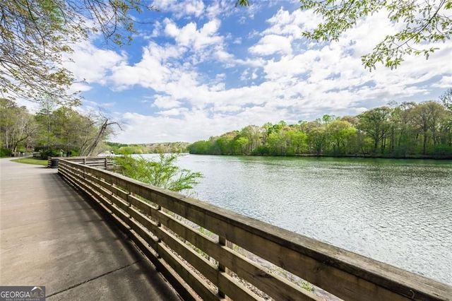 400 Shelli Lane, Roswell, GA 30075