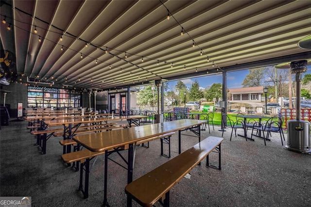 400 Shelli Lane, Roswell, GA 30075