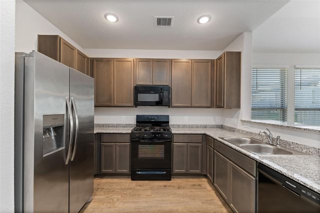 25587 Blossom Court, Montgomery, TX 77316