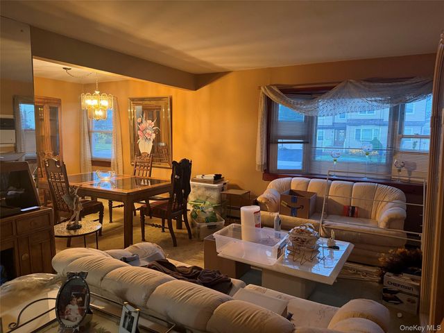 58 Curtis Place, Bethpage, NY 11714