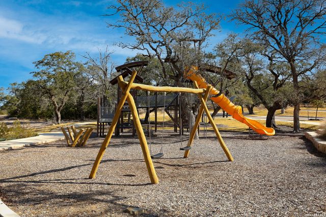 5334 Black Walnut, Bulverde, TX 78163