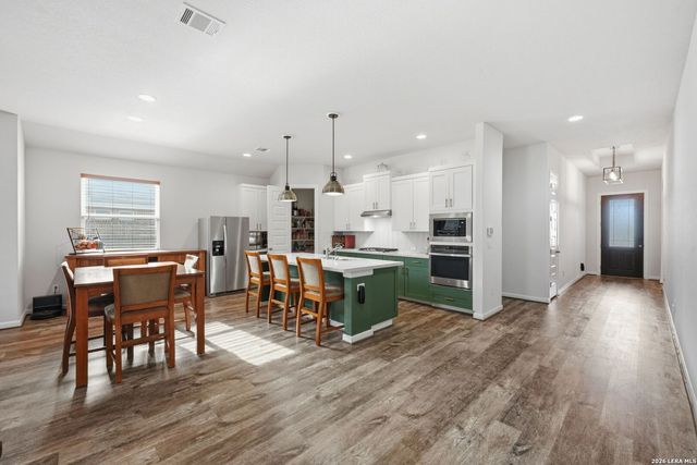 5334 Black Walnut, Bulverde, TX 78163