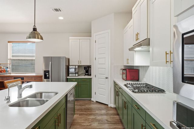 5334 Black Walnut, Bulverde, TX 78163