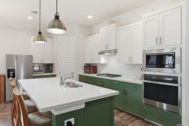 5334 Black Walnut, Bulverde, TX 78163