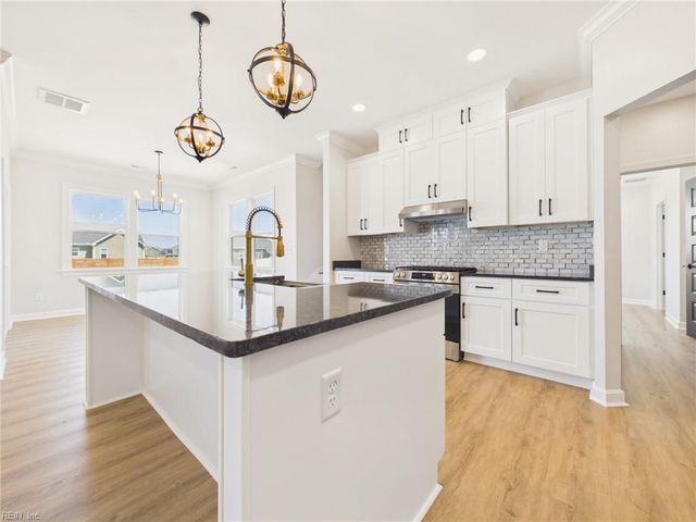 118 Grandview DR, Elizabeth City, NC 27909