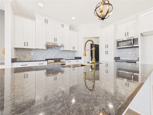 118 Grandview DR, Elizabeth City, NC 27909