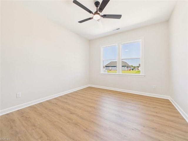 118 Grandview DR, Elizabeth City, NC 27909