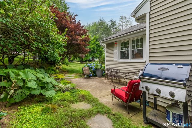 108 Colonese Road, Fairfield, CT 06825