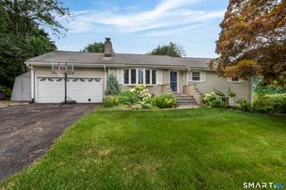 108 Colonese Road, Fairfield, CT 06825
