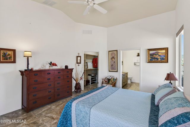 9511 N Twinkling Shadows Way, Tucson, AZ 85743