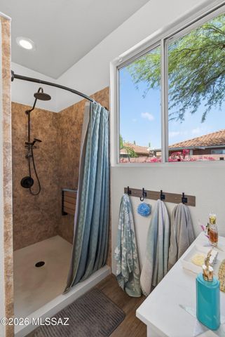 9511 N Twinkling Shadows Way, Tucson, AZ 85743