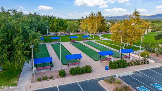 9511 N Twinkling Shadows Way, Tucson, AZ 85743